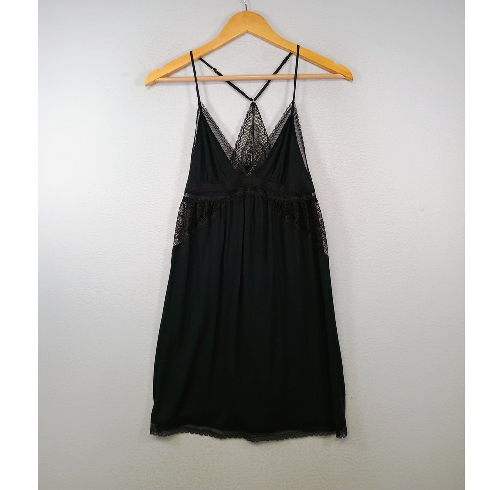 Coquette Victoria's Secret Womens Medium Black Lace Trim Empire Waist Chemise